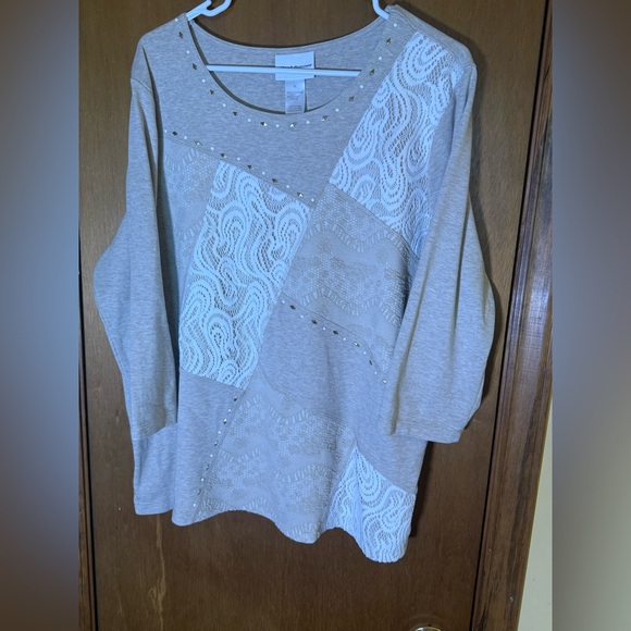 Alfred Dunner Beige and White Lace Accent Top - Picture 2 of 5